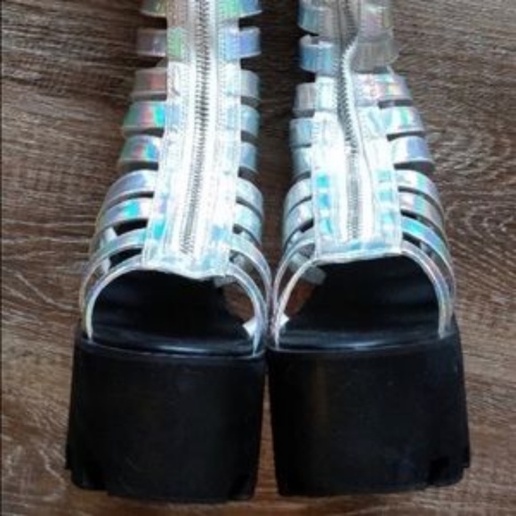 Current Mood Weekend Warrior Gladiator Sandal NWOT - Picture 2 of 5